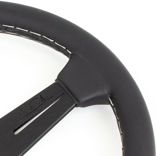 Volant Nardi Classic ND33, Cuir Noir, Branches Noires, Coutures Grises, Tulipé 40 mm