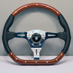 Volant Nardi Kallista "Pagani Zonda", Bois & Cuir Perforé, Branches Chromées