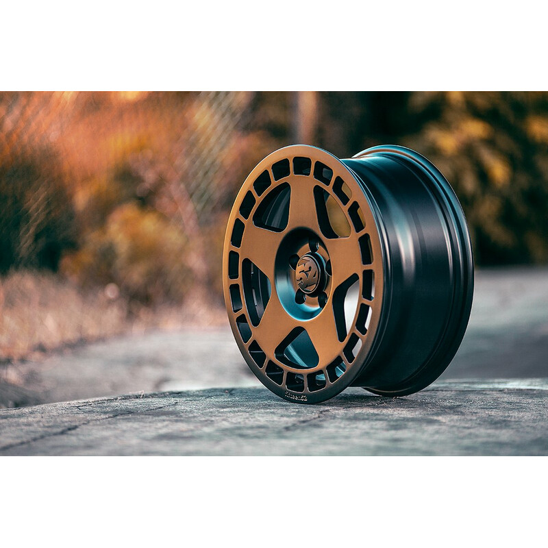 Fifteen52 Turbomac 18x8.5" 5x108 ET42, Noir Mat (TÜV)