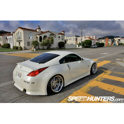 Kit Carrosserie V-Style pour Nissan 350Z