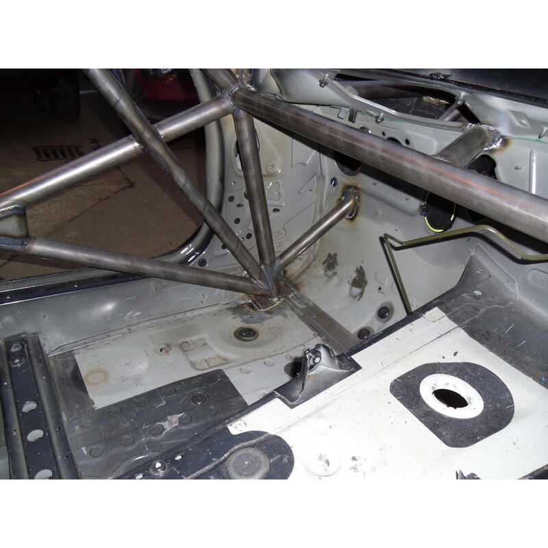 Arceau Multipoints Custom Cages à Souder pour BMW E90 (Berline) - FIA