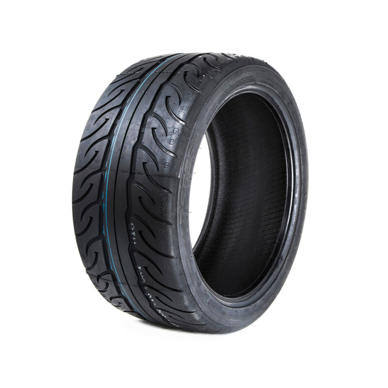 Pneus Semi-Slicks Zeknova RS606 R4 225/45R17 - TW240 (la paire)