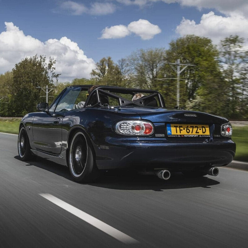 Roll Bar en X Cybul pour Mazda MX-5 NB