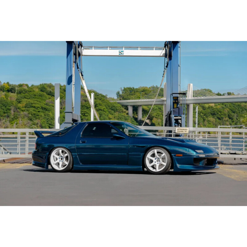 Kit\u0020Carrosserie\u0020GP\u0020Sports\u0020Style\u0020pour\u0020Mazda\u0020RX\u002D7\u0020FC