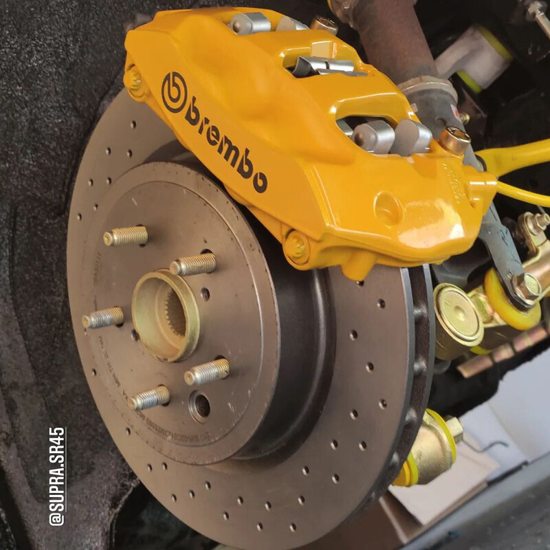 Kit d'Adaptation Freins Arrière Brembo 7P0 pour Toyota Supra & Lexus SC300