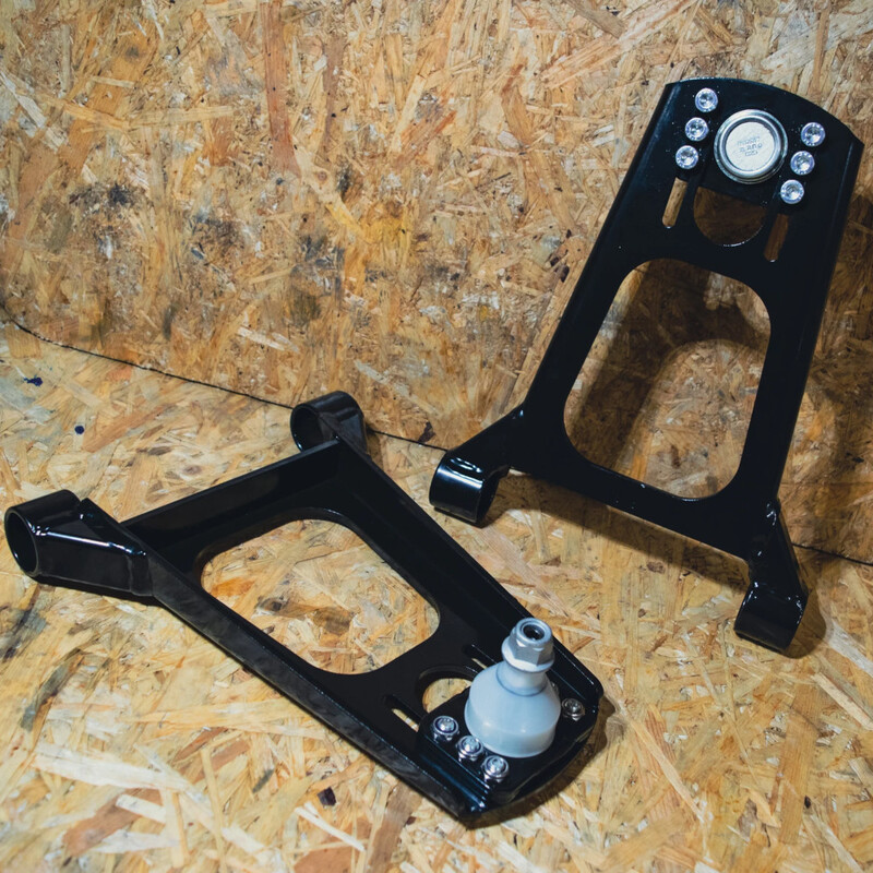 Triangles Supérieurs Avant Réglables "Destroy or Die" pour Mazda MX-5 NC