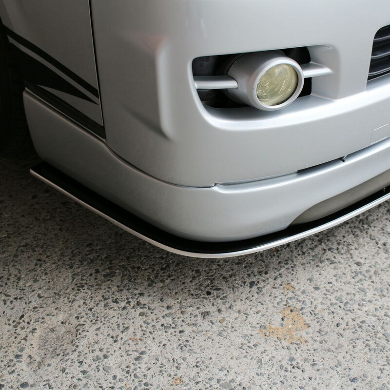 Demi-Lame de Pare-Choc Avant Origin Labo pour Toyota HiAce H200