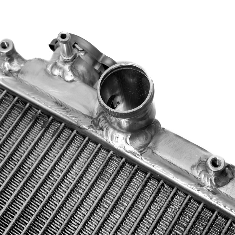 Radiateur\u0020Alu\u0020Cooling\u0020Solutions\u0020pour\u0020Mitsubishi\u0020Lancer\u0020Evo\u00207\u0020\u0028VII\u0029