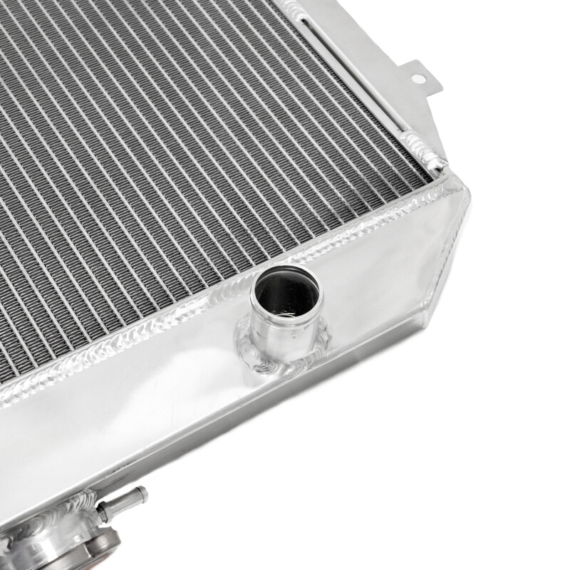 Radiateur\u0020Alu\u0020Cooling\u0020Solutions\u0020pour\u0020Nissan\u0020\/\u0020Datsun\u0020240Z\u0020\u0026\u0020260Z