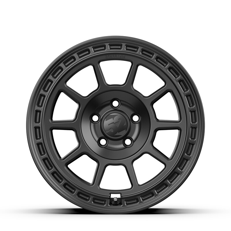 Fifteen52\u0020Traverse\u0020MX\u002017x8\u0022\u00205x114.3\u0020ET38,\u0020Graphite