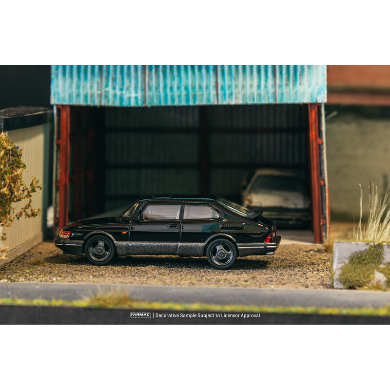 Tarmac Works 1/64 - Saab 900 Turbo - Black