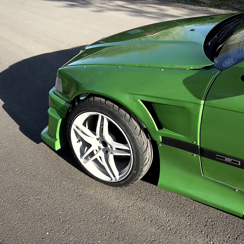 Kit Carrosserie Felony pour BMW E36 Compact
